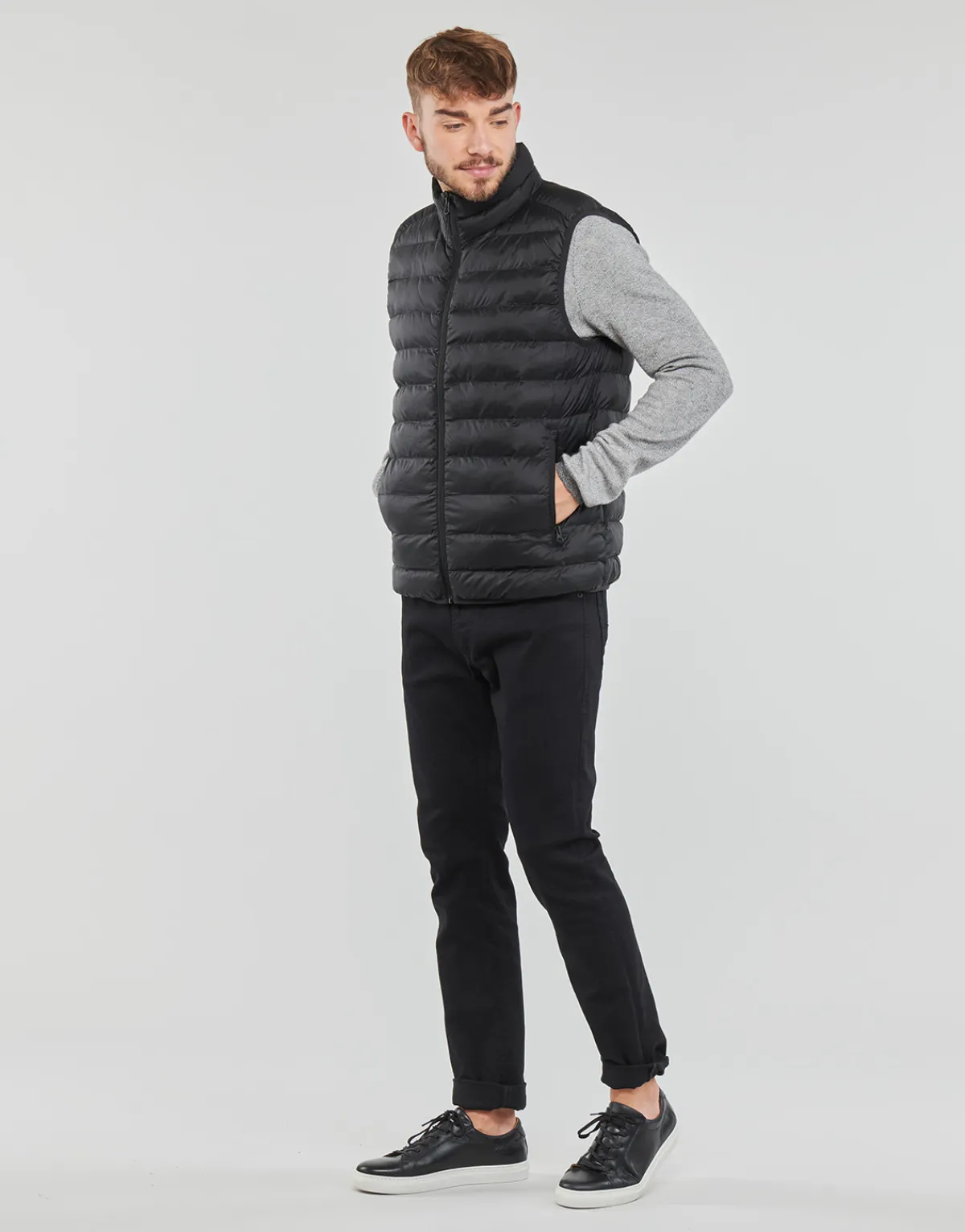Esprit - RCS N PUFFER V BLACK New