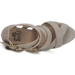 Best Feud - WASP Taupe