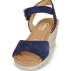 Gabor - 4204266 Marine Hot