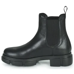 IgI&CO - DONNA VELAR