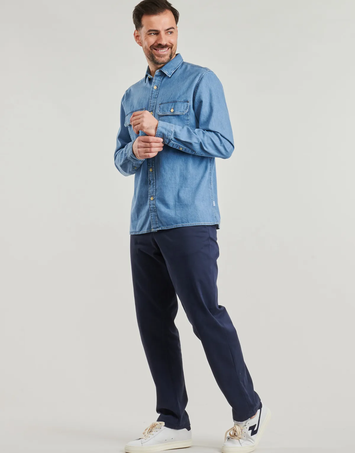 Jack & Jones - JJETRAVIS