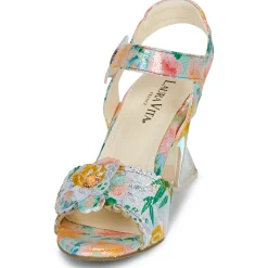 Laura Vita - HACSIO Anis