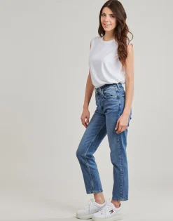 Lee - CAROL Clearance