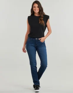 Lee - MARION STRAIGHT