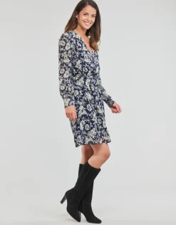 Hot Les Petites Bombes - ADELINA