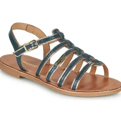 Clearance Les Tropéziennes par M Belarbi - MONZAR Marine