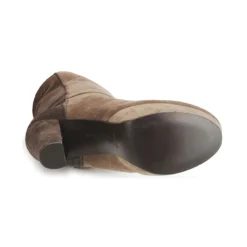 Maki Uehara - SHIGE Outlet