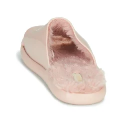 Melissa - FLUFFY SIDE AD Rose