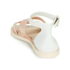 Melissa - MODEL SANDAL