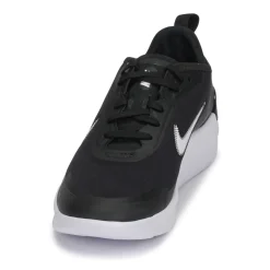 Nike - AMIXA Clearance