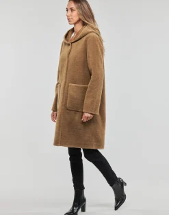 Oakwood - ANGELIQUE Cognac Sale