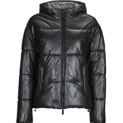 Oakwood - WANDA METAL