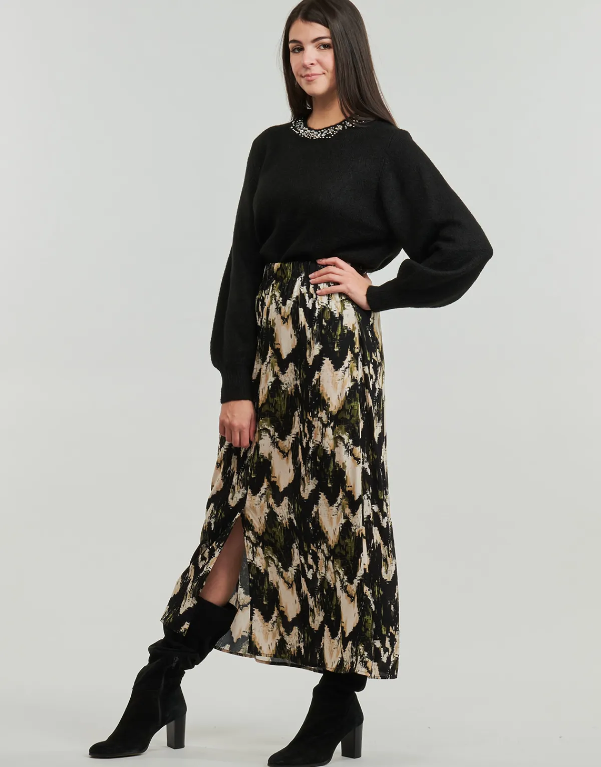 Online Only - ONLJESSIE