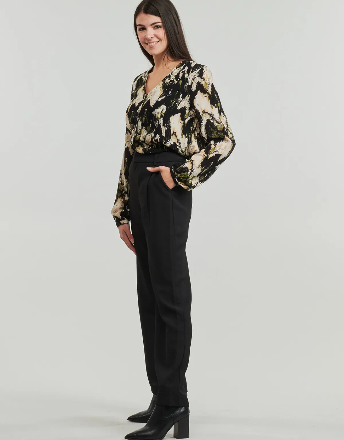 Sale Only - ONLJESSIE FR L/S BUTTON TOP CS PTM