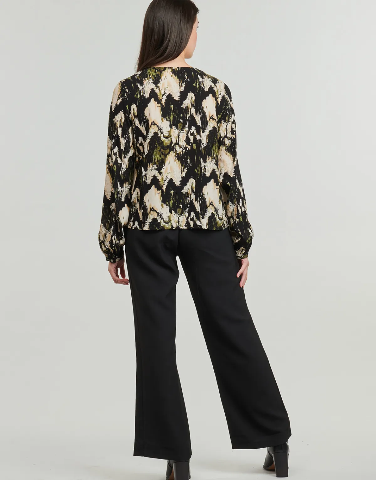 Sale Only - ONLJESSIE FR L/S BUTTON TOP CS PTM