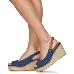 Refresh - 170730 Marine Hot