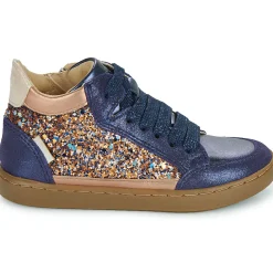 Shoo Pom - PLAY CONNECT