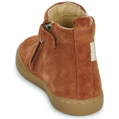 Shoo Pom - PLAY NEW APPLE