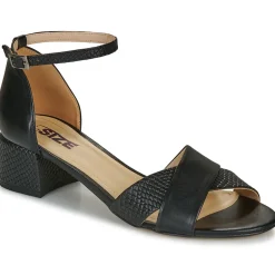 Online So Size - MAELA Black