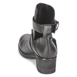 Strategia - CRECA Noir Sale