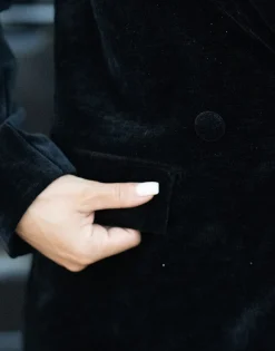 THEAD. - KATE BLAZER Noir Clearance