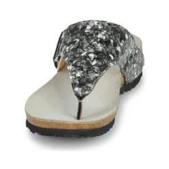 Outlet Think - JULIA