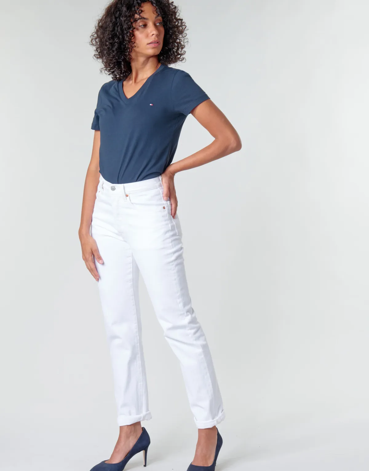 Tommy Hilfiger - HERITAGE V-NECK TEE Marine Clearance