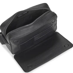 Tommy Hilfiger - TH BUSINESS EW REPORTER