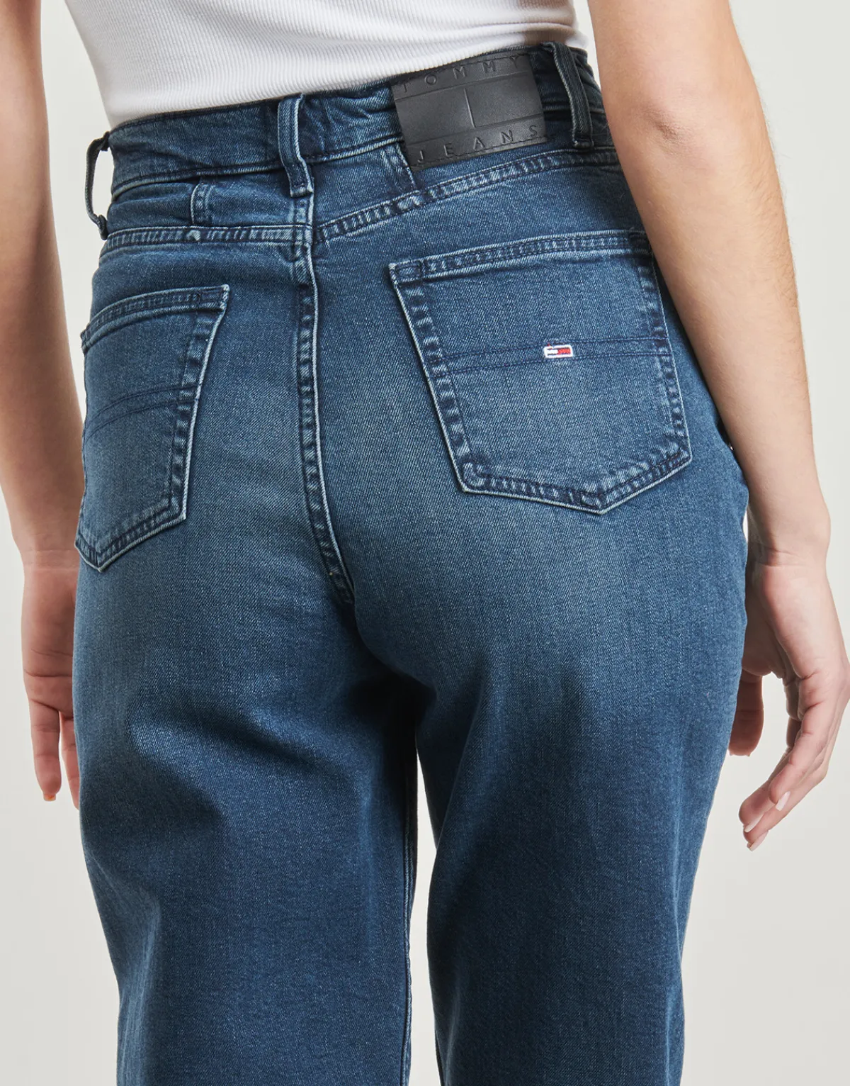 Tommy Jeans - MOM JEAN UH TPR AI5167