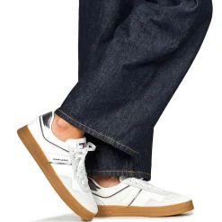 New Tommy Jeans - THE GREENWICH