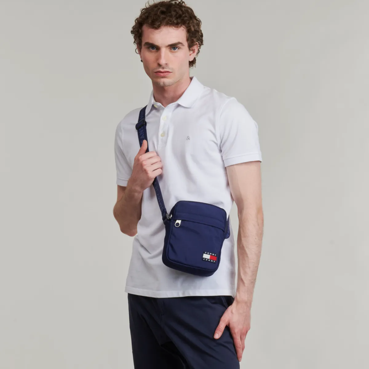 Tommy Jeans - TJM ESS DAILY REPORTER